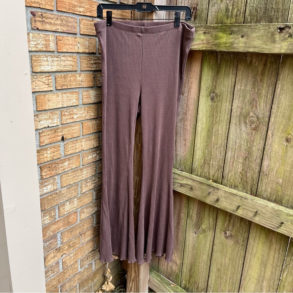 Aerie Brown Ribbed Flare Pants w/ Lettuce Hem